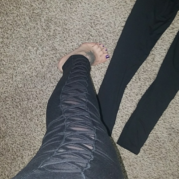 Criss cross mesh black womens leggings - Picture 4 of 5